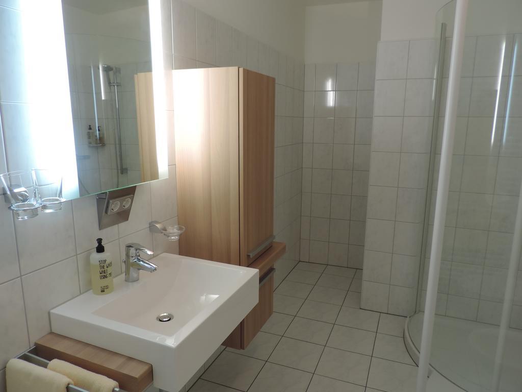 Waldhotel Forellenhof บาเดน-บาเดน ภายนอก รูปภาพ