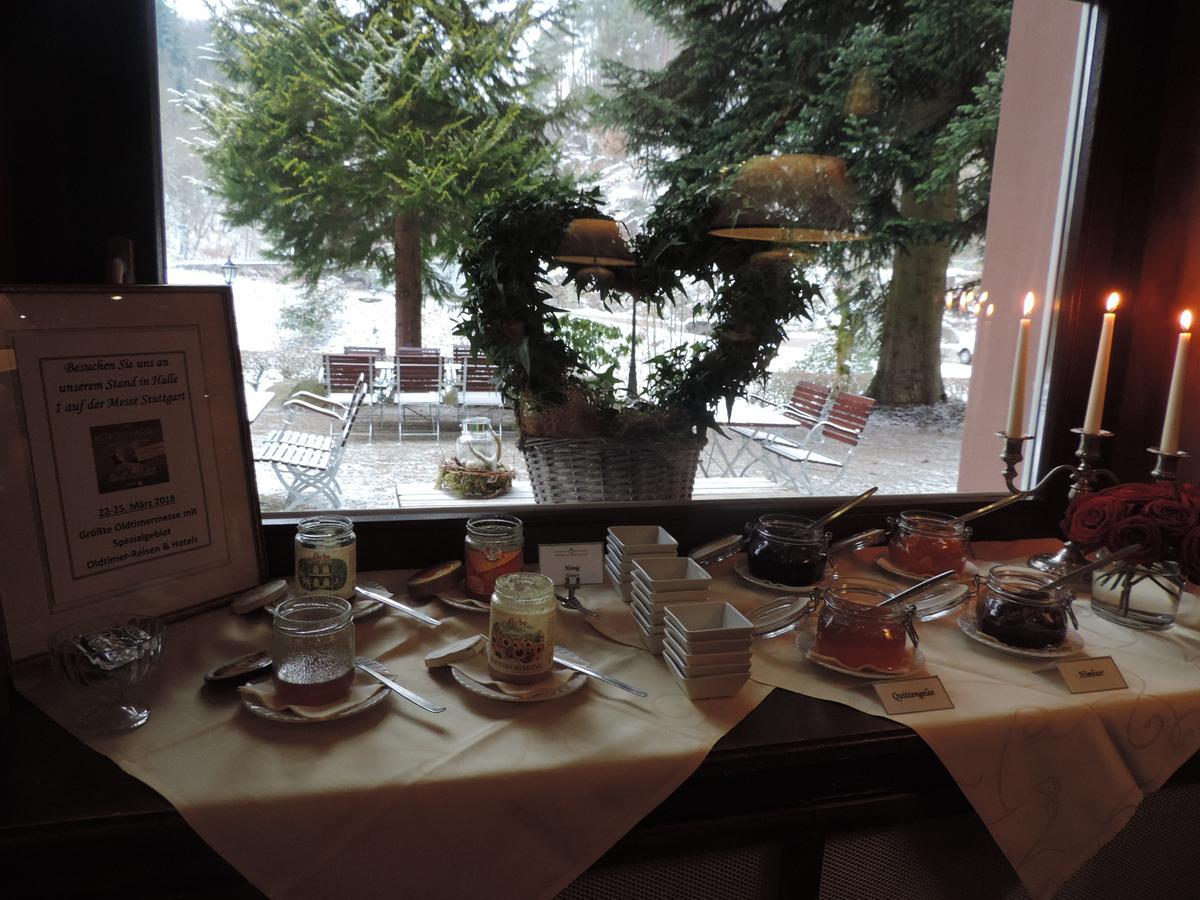 Waldhotel Forellenhof บาเดน-บาเดน ภายนอก รูปภาพ