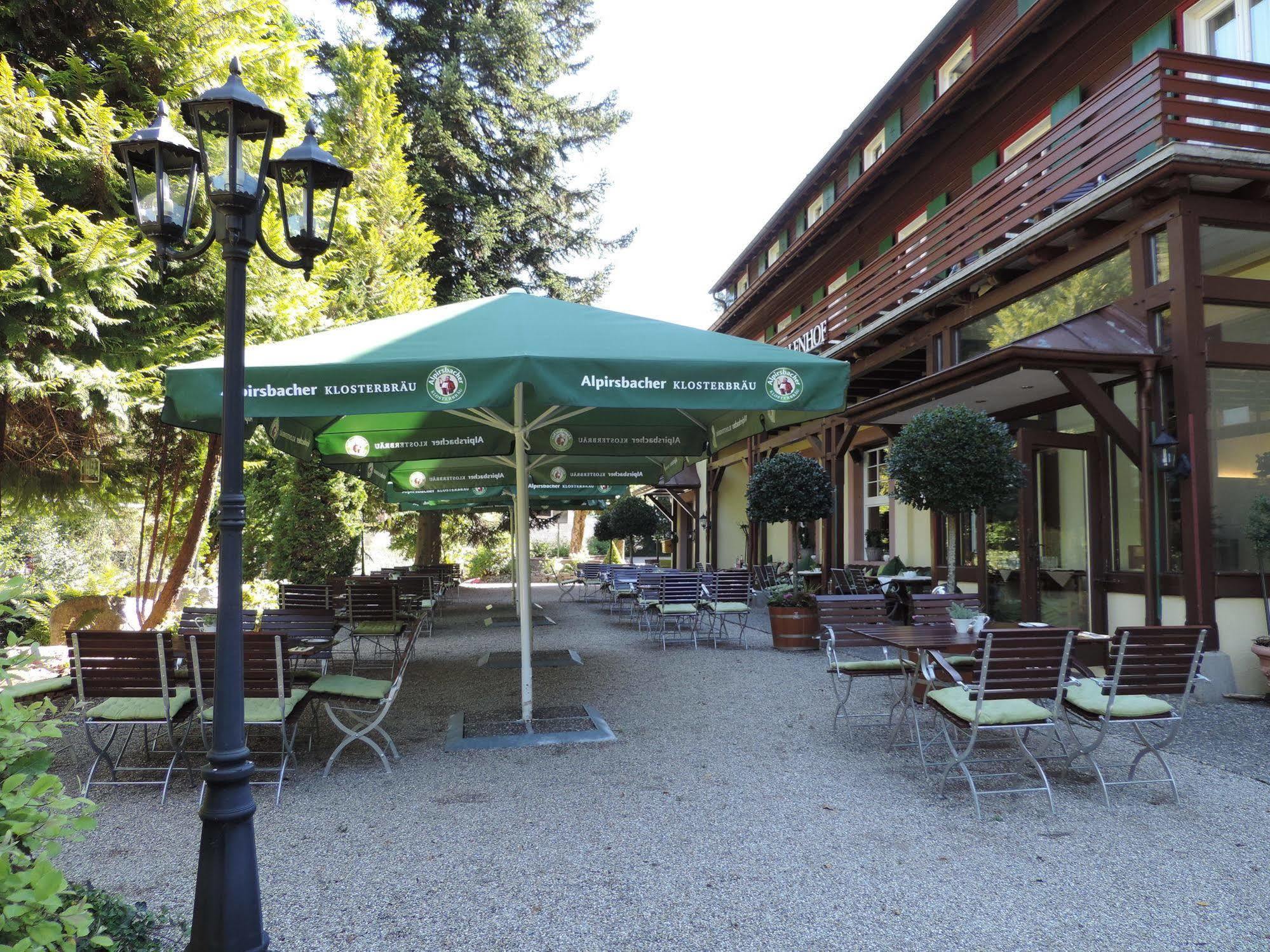 Waldhotel Forellenhof บาเดน-บาเดน ภายนอก รูปภาพ