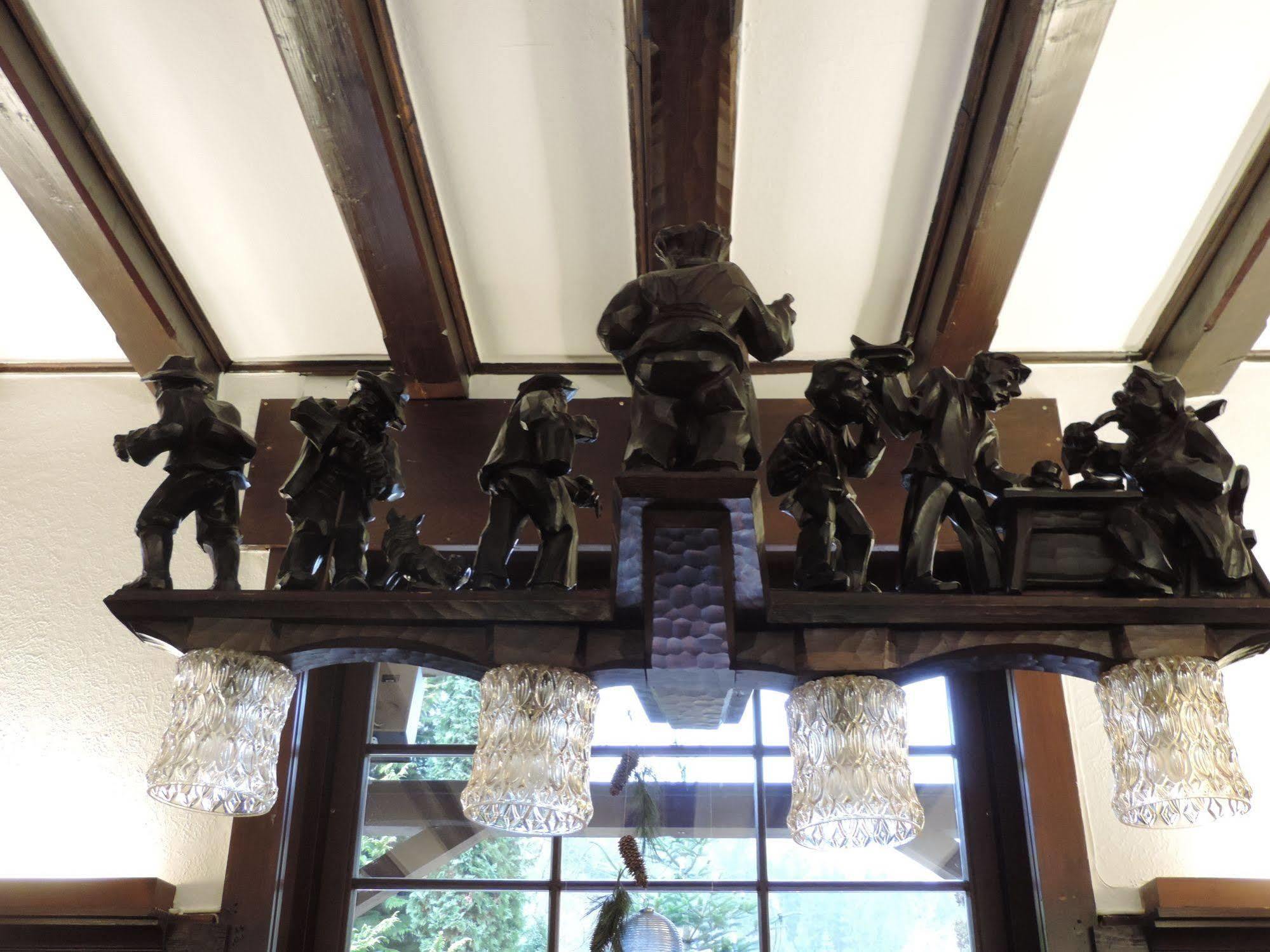 Waldhotel Forellenhof บาเดน-บาเดน ภายนอก รูปภาพ