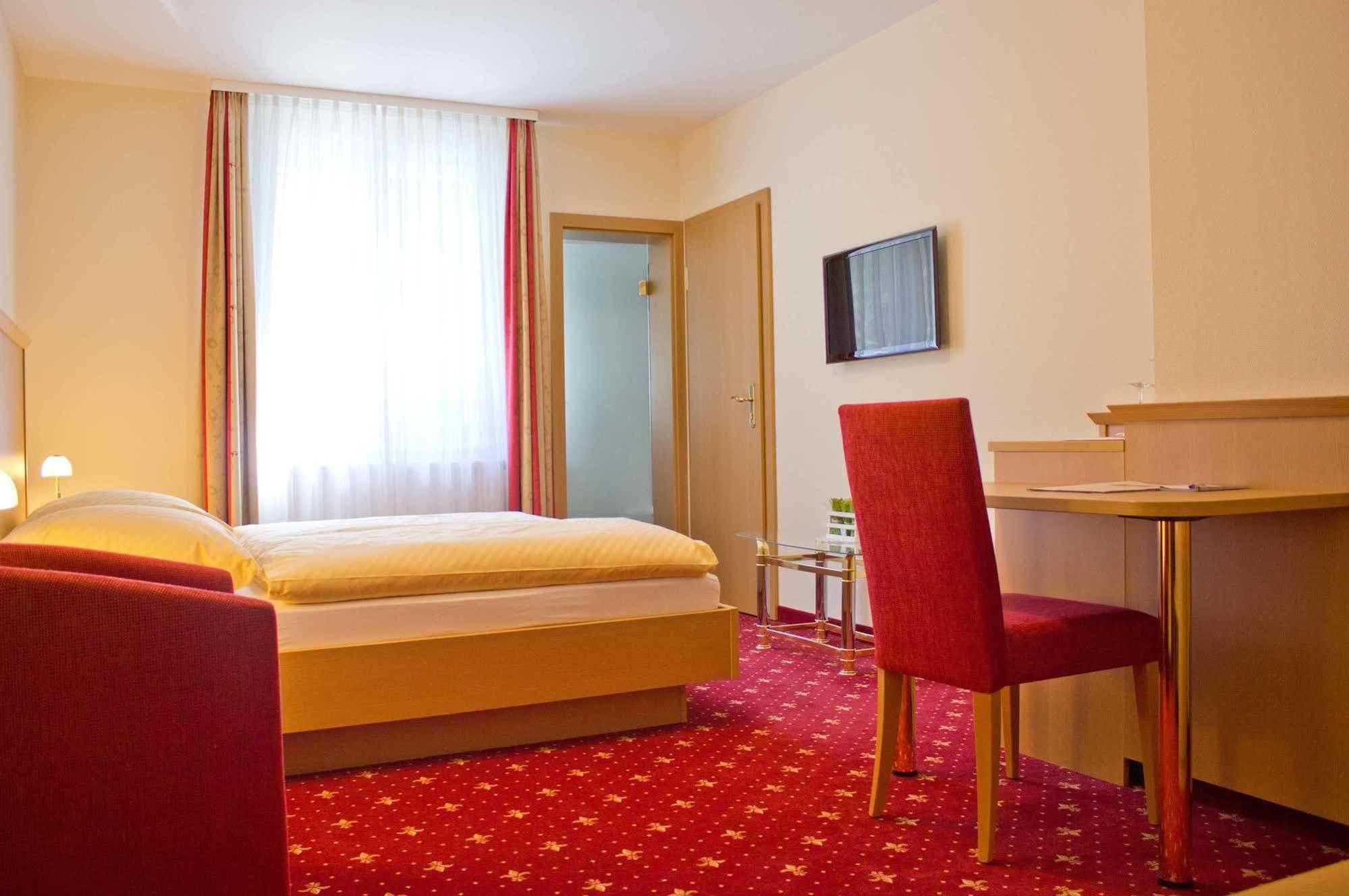 Waldhotel Forellenhof บาเดน-บาเดน ภายนอก รูปภาพ